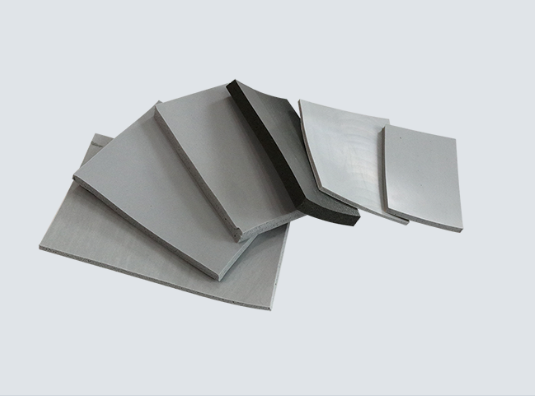 超越基础密封与缓冲：硅胶泡棉（发泡硅胶）在极端环境下的热管理、阻燃防火安全与系统防护解决方案